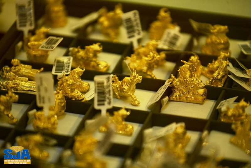 Nội dung chính của quy định mua bán vàng là gì?