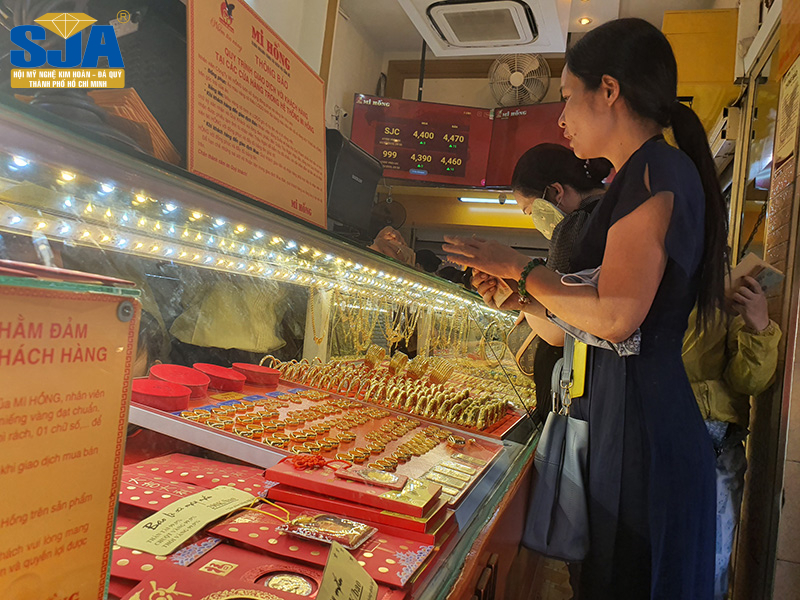 Tiệm vàng nổi tiếng tại Sài Gòn