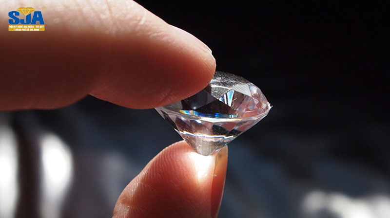 Liệu kim cương có thể vỡ không?