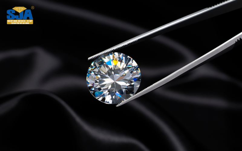Làm sao để nhận định chất lượng kim cương?