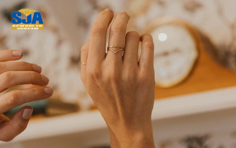 Ý nghĩa của từng ngón tay đeo nhẫn ở nữ